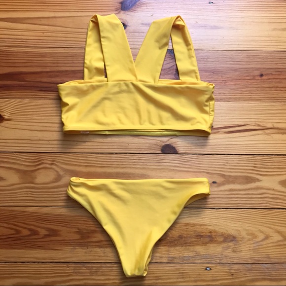 Shein Yellow Bikini, EUC, XS/S - Picture 8 of 12